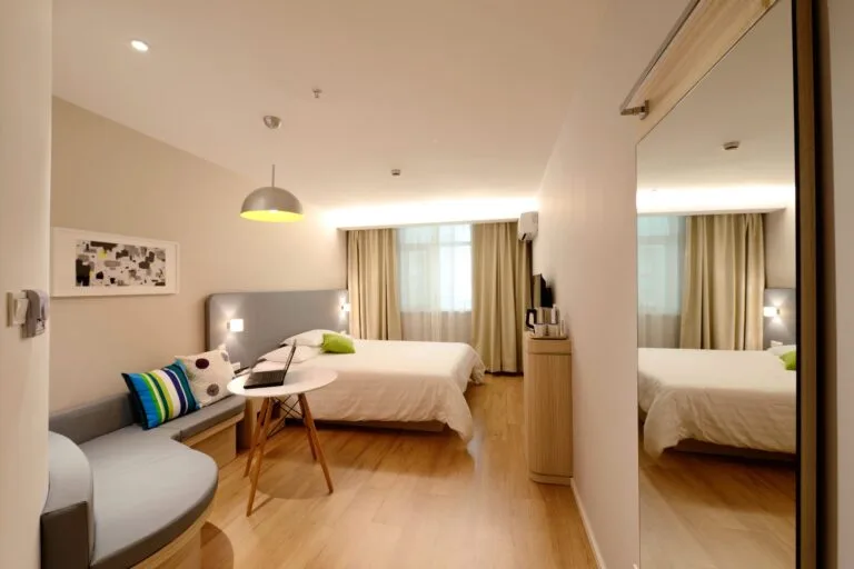 After a recurring bedroom cleaning with excellence maids